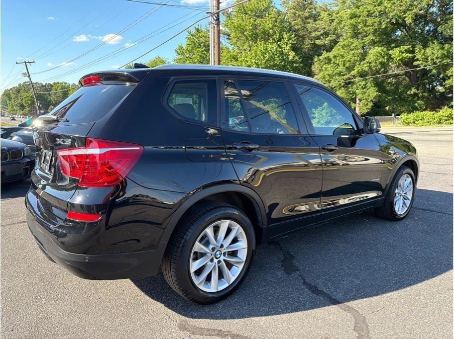 Used 2017 BMW X3 xDrive28i AWD/4WD image 6
