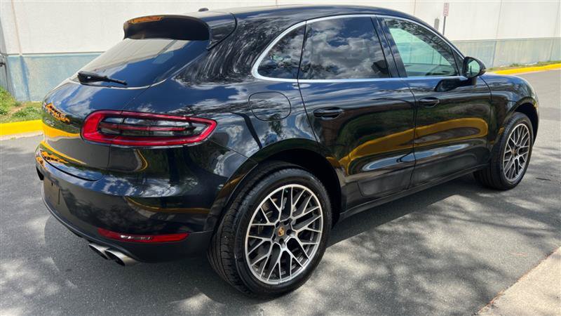 Used 2016 Porsche Macan S AWD/4WD image 22