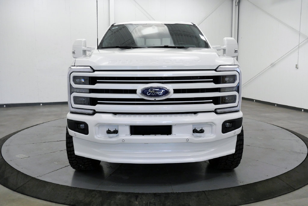 Used 2026 Ford F250 Platinum AWD/4WD image 3