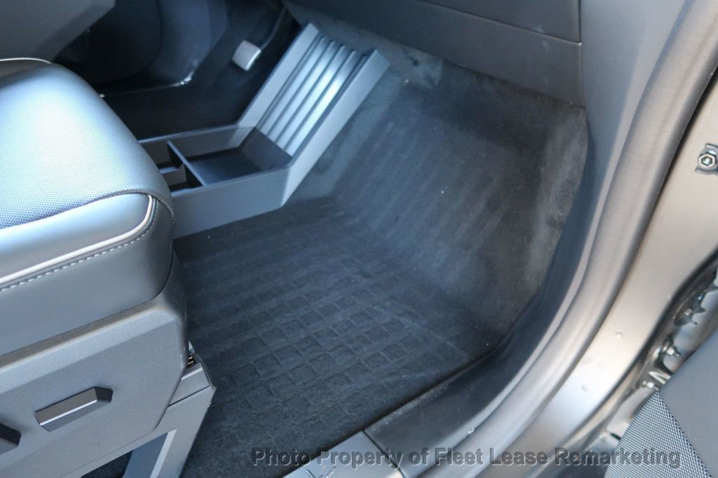 Used 2024 Tesla Cybertruck AWD Crew Cab image 33