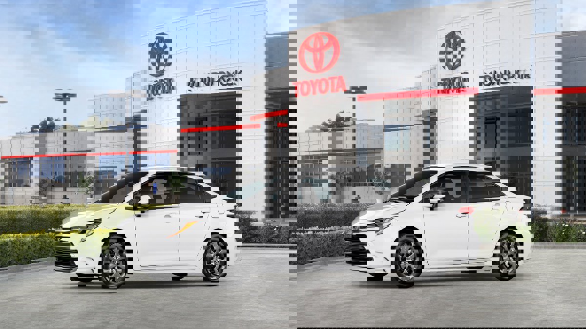 New 2026 Toyota Corolla LE image 3