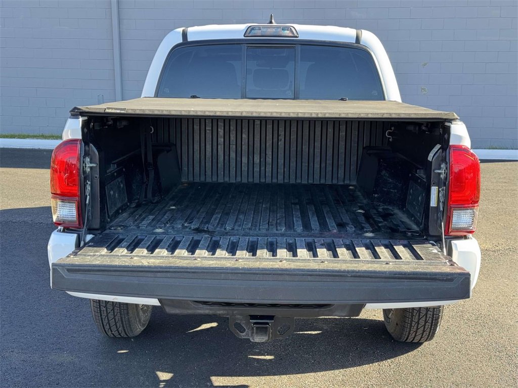 Used 2018 Toyota Tacoma SR w/ SR Convenience Package image 16