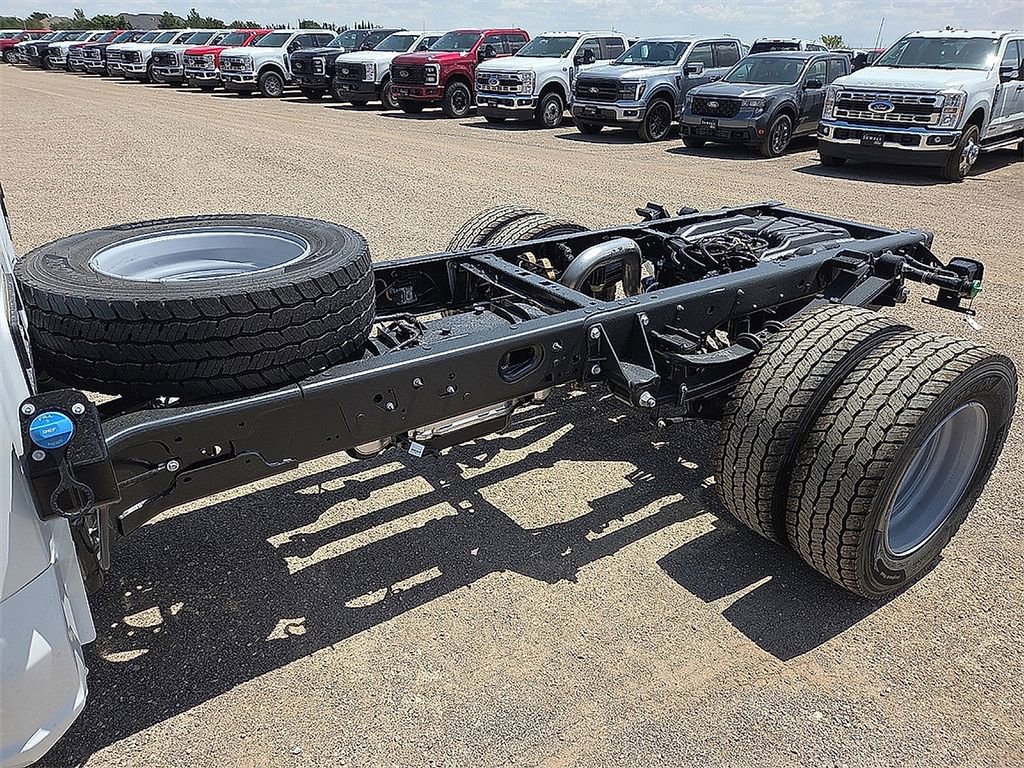 New 2025 Ford F600 4x4 Regular Cab Super Duty w/ XL Chrome Package image 11