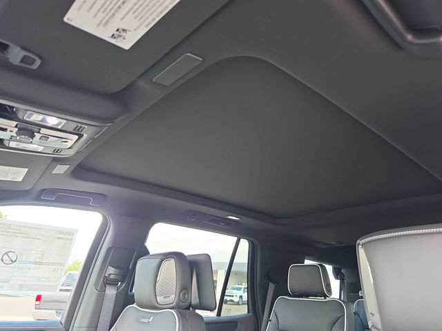 New 2026 GMC Yukon AT4 Ultimate AWD/4WD image 16