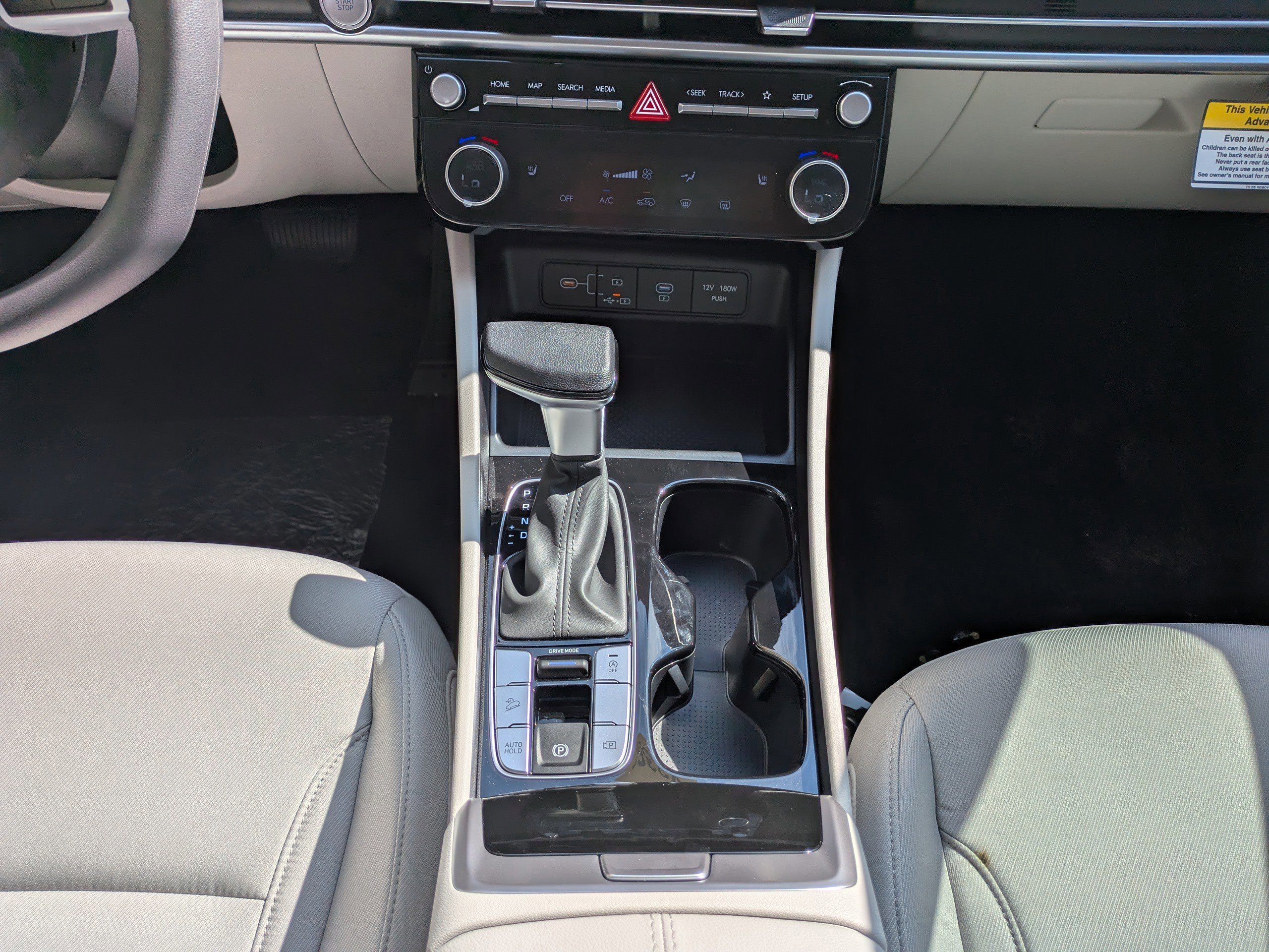 New 2026 Hyundai Tucson SEL image 19