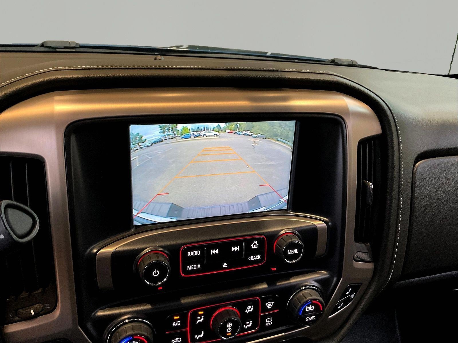 Used 2015 GMC Sierra 1500 Denali w/ Driver Alert Package AWD/4WD image 15
