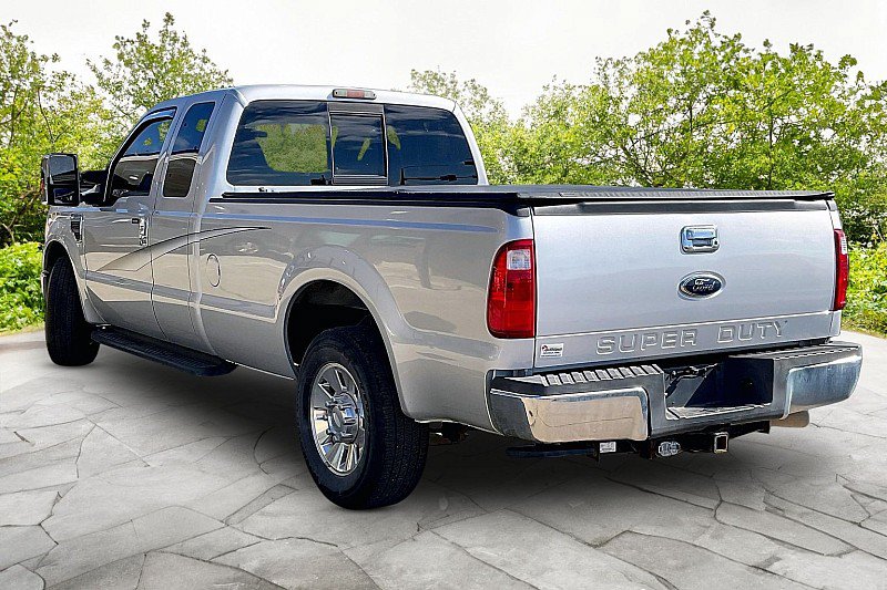 Used 2008 Ford F250 Lariat RWD image 4