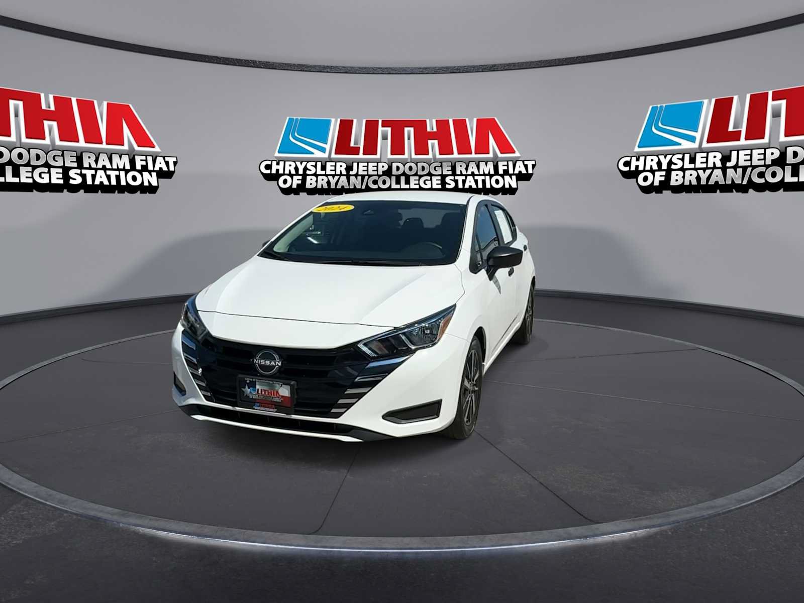 Used 2024 Nissan Versa S w/ S Plus Package FWD image 4