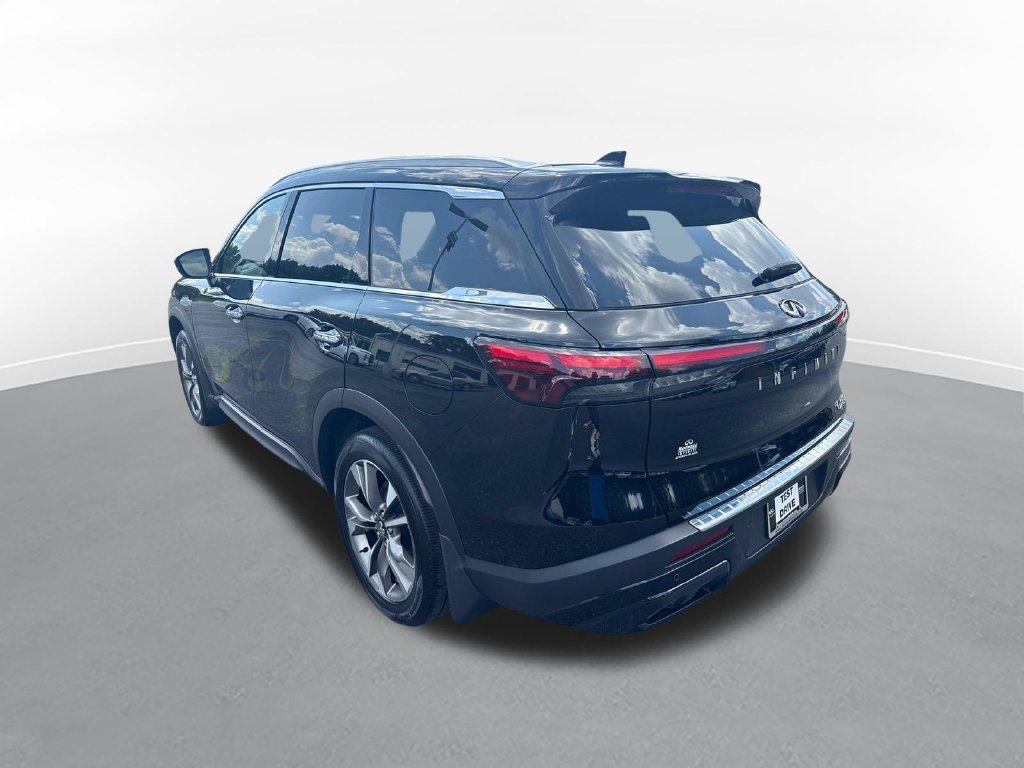 Used 2025 INFINITI QX60 Luxe w/ Cargo Package FWD image 8