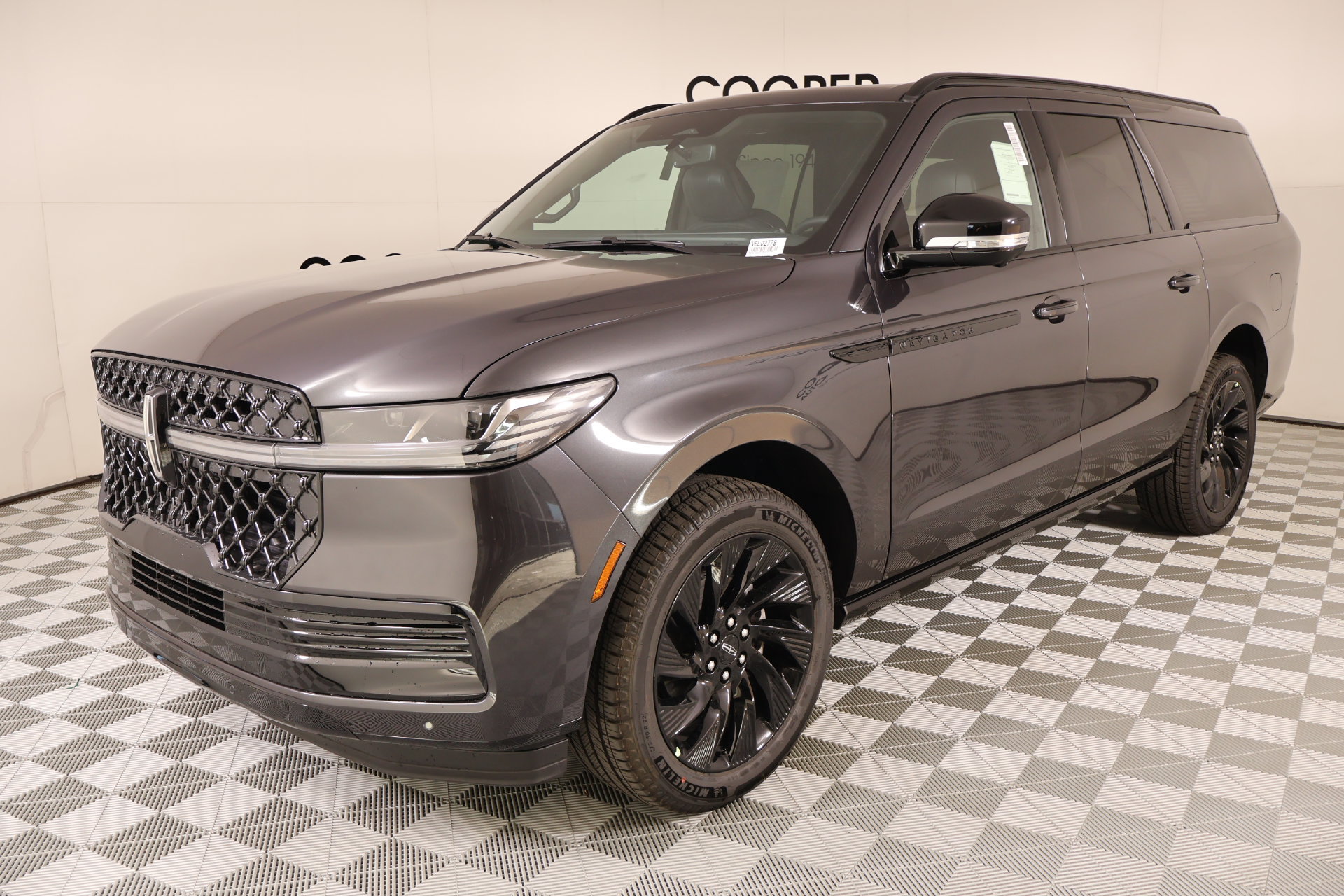 New 2027 Lincoln Navigator L Reserve w/ Jet Appearance Package AWD/4WD image 11