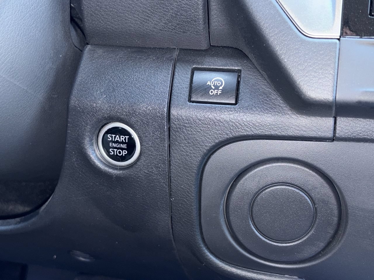 Certified 2025 Nissan Frontier SV w/ SV Convenience Package RWD image 15