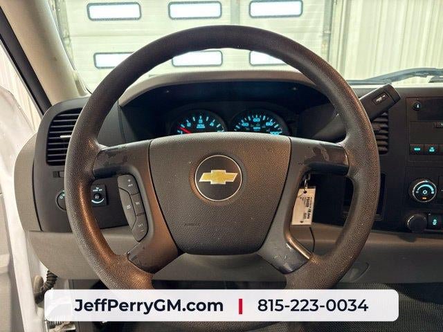 Used 2013 Chevrolet Silverado 1500 W/T RWD image 10