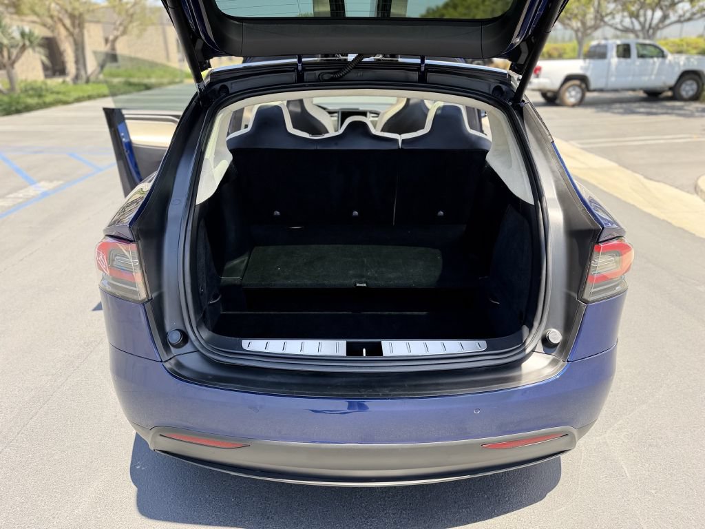 Used 2017 Tesla Model X 75D AWD/4WD image 16