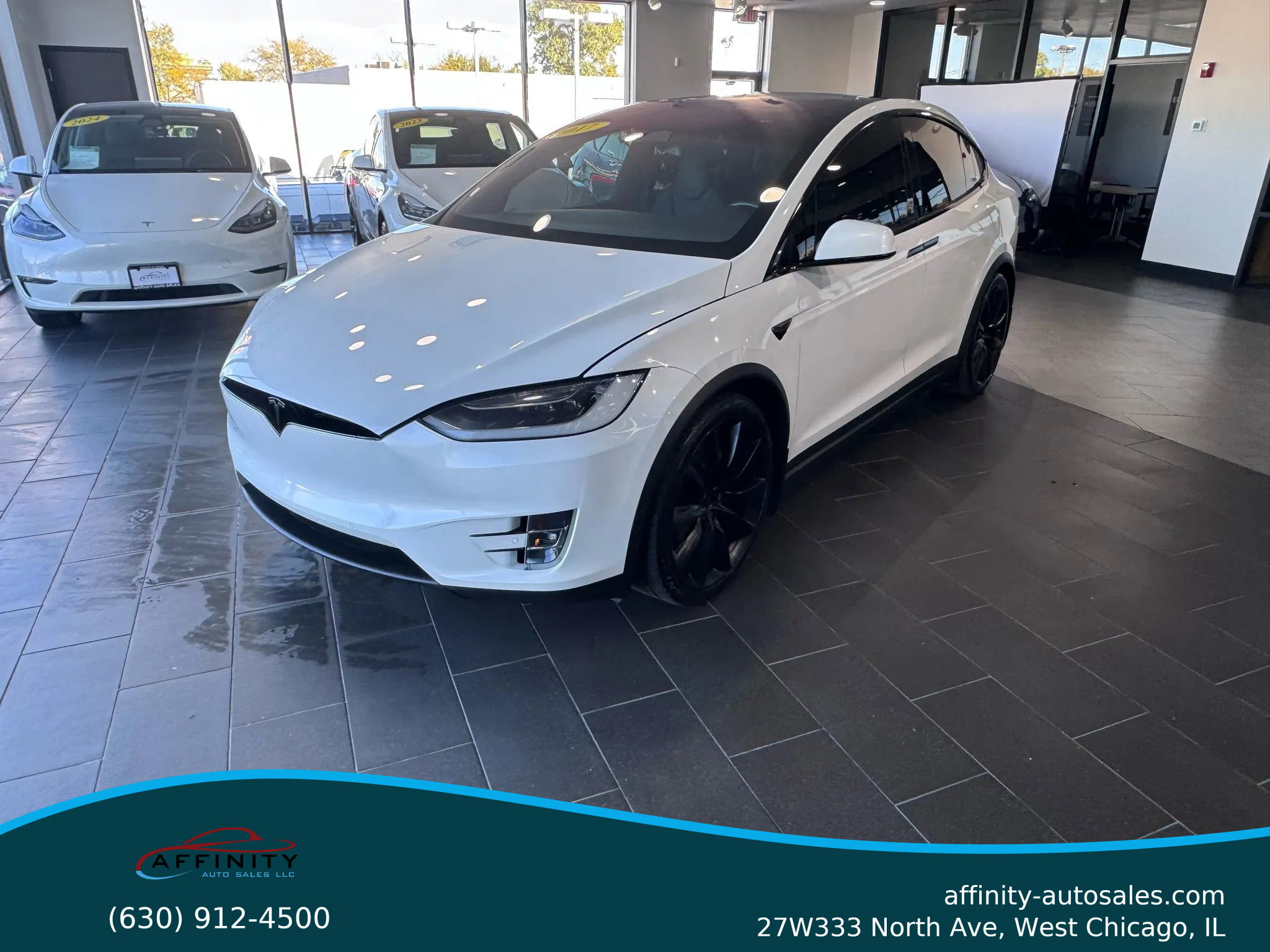 Used 2017 Tesla Model X 75D video 1