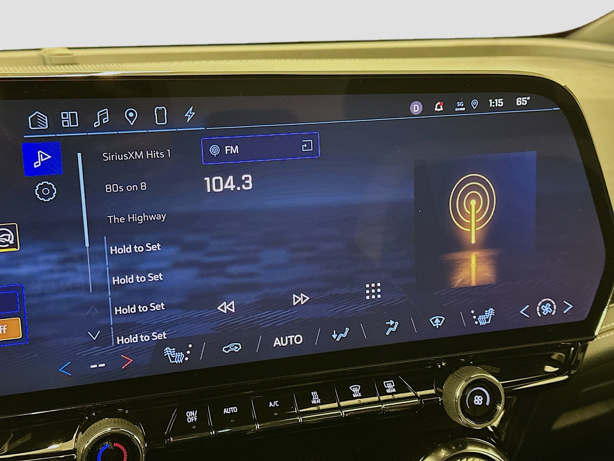 Used 2024 Chevrolet Blazer EV LT AWD/4WD image 21