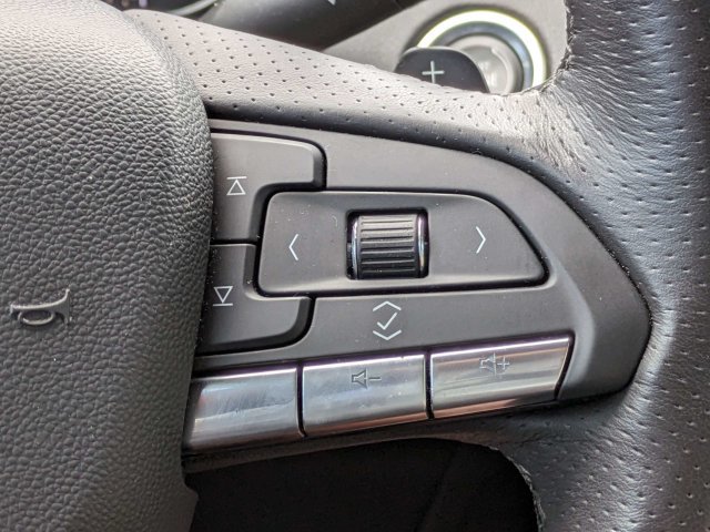 Used 2022 Cadillac XT4 Sport w/ Comfort Package FWD image 26