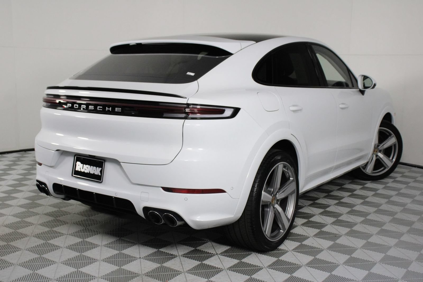 Certified 2026 Porsche Cayenne S AWD/4WD image 7