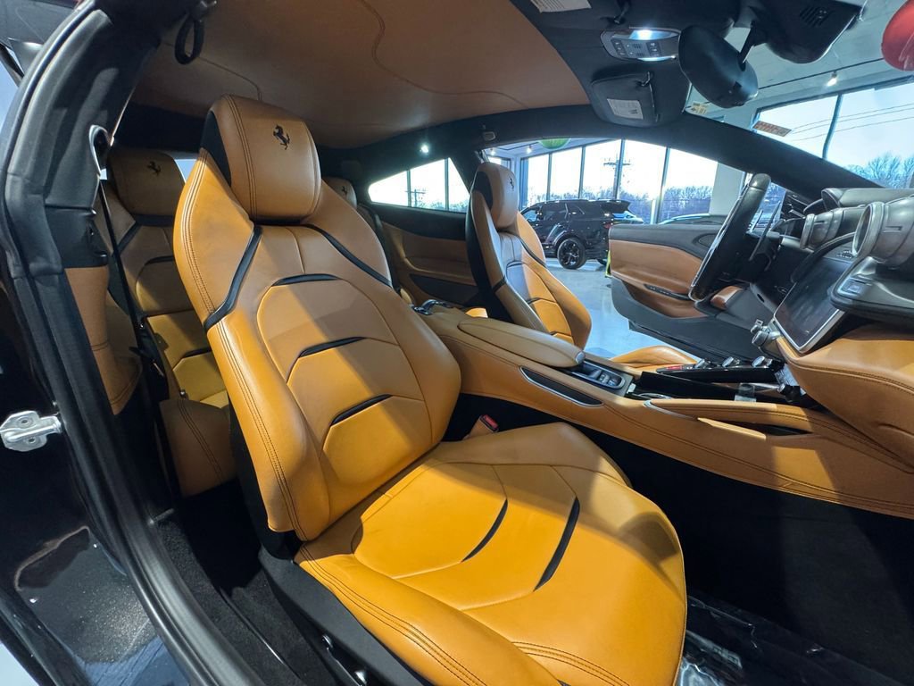 Used 2018 Ferrari GTC4Lusso T RWD image 36