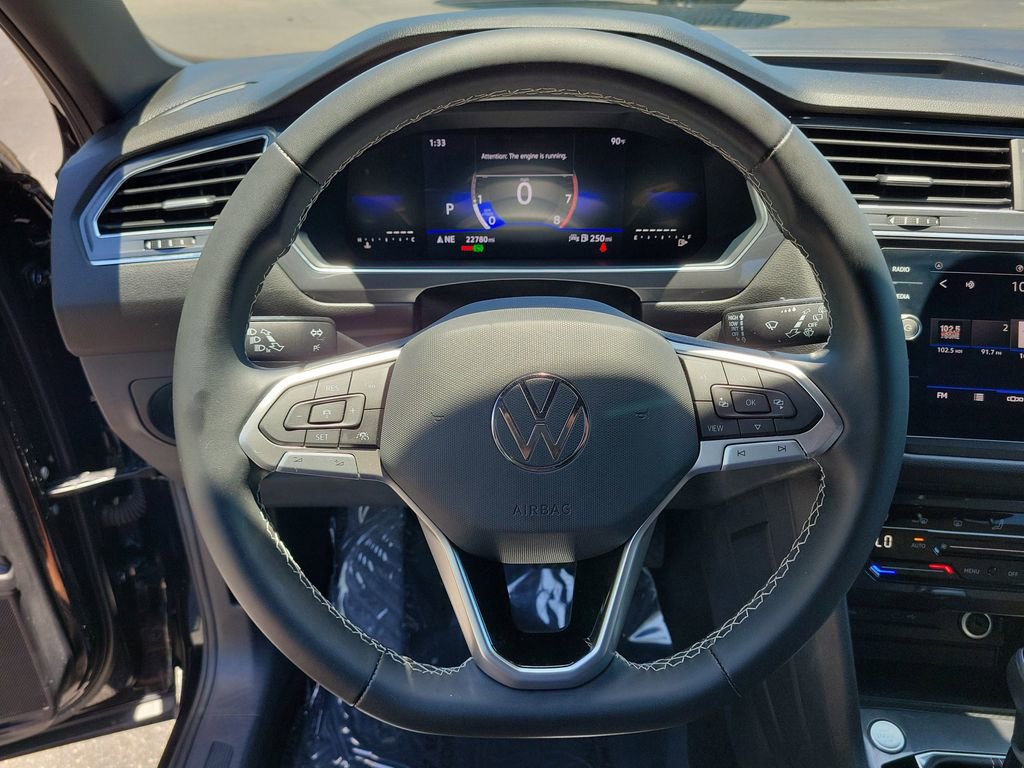 Used 2023 Volkswagen Tiguan SE FWD image 26