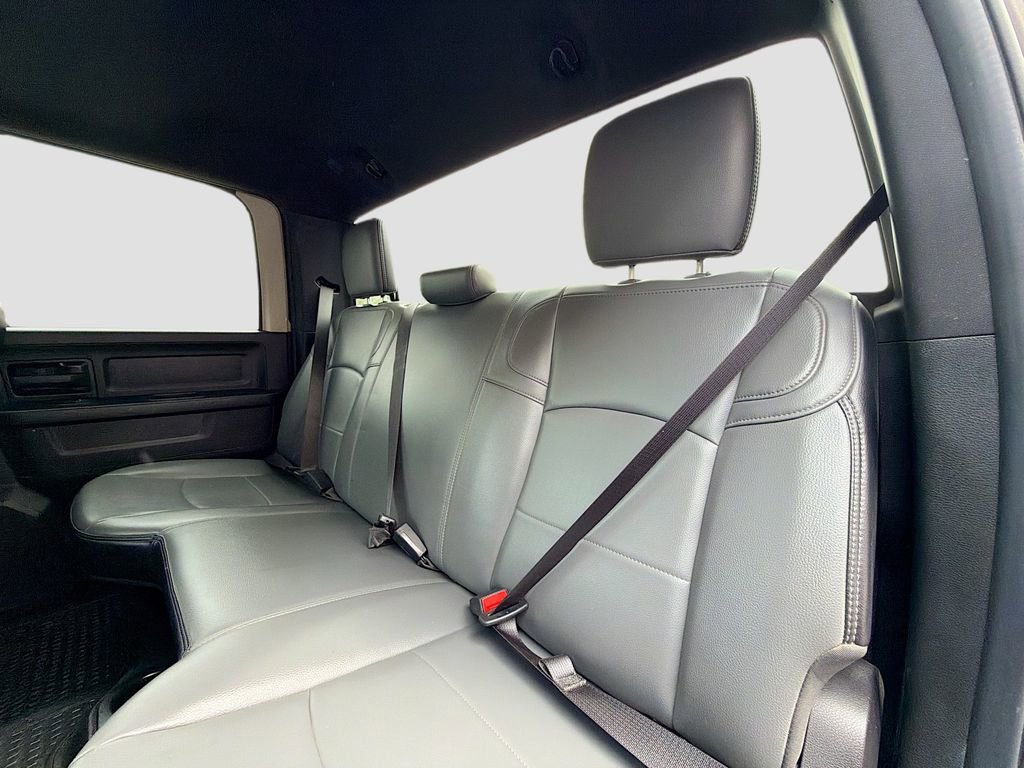 Used 2023 RAM 2500 Tradesman w/ Chrome Appearance Group image 22