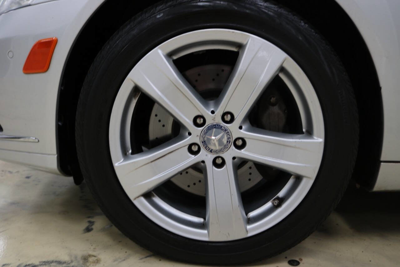 Used 2013 Mercedes-Benz S 550 4MATIC image 23