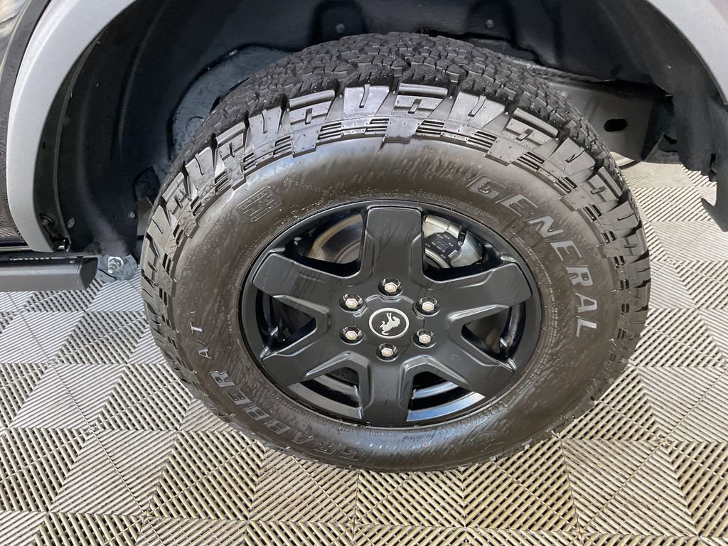 Used 2024 Ford Bronco Black Diamond image 6
