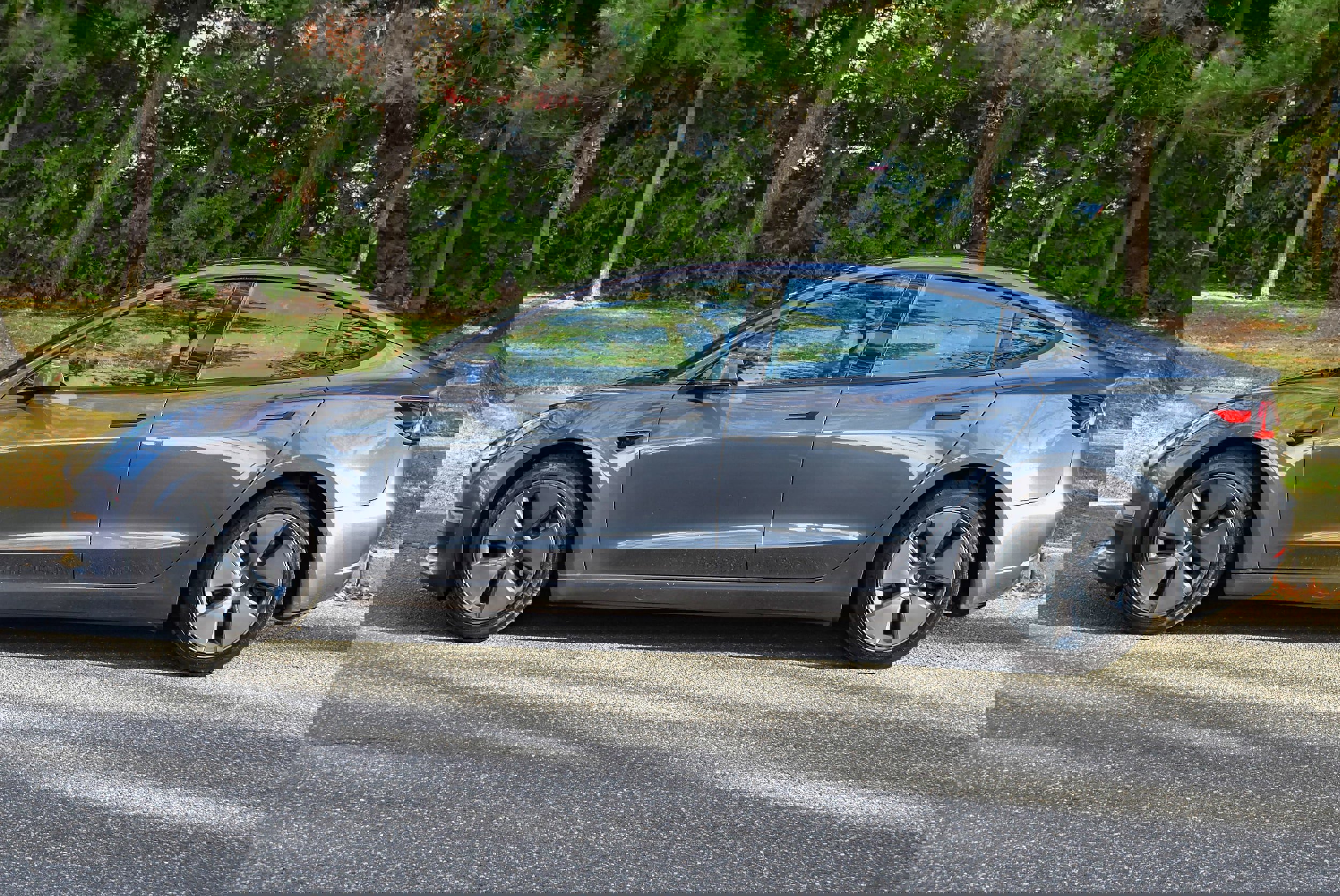 Used 2022 Tesla Model 3 Long Range image 4