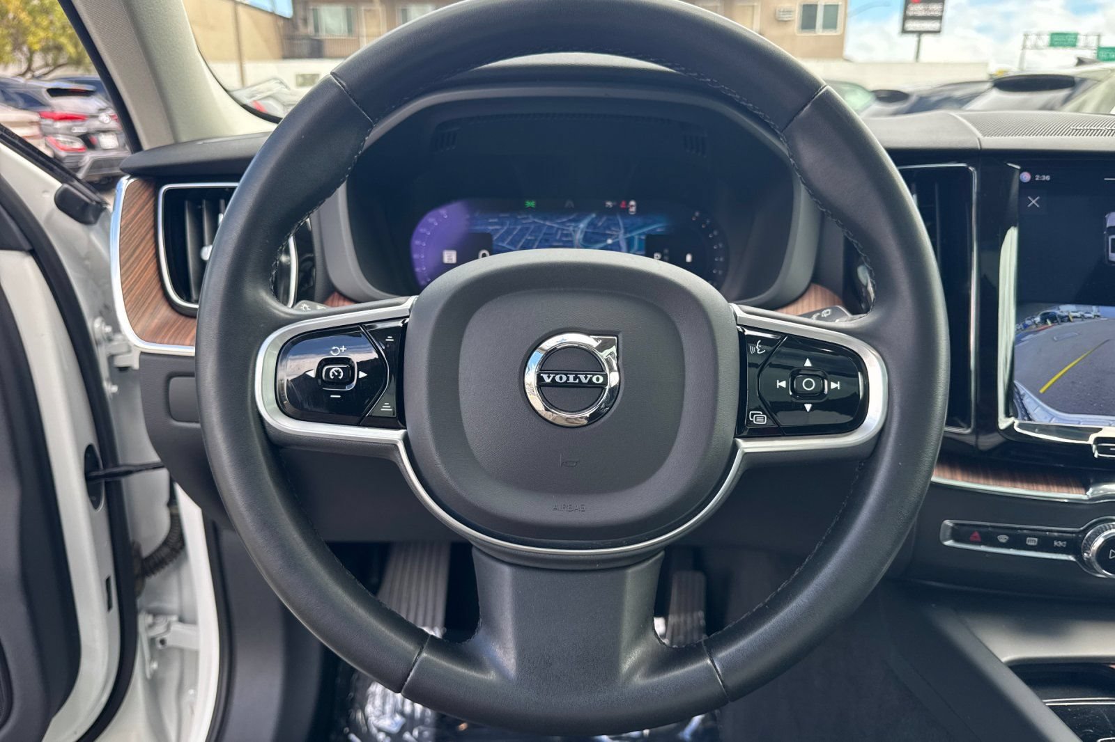 Used 2023 Volvo XC60 B5 Plus w/ Protection Package Premier AWD/4WD image 27