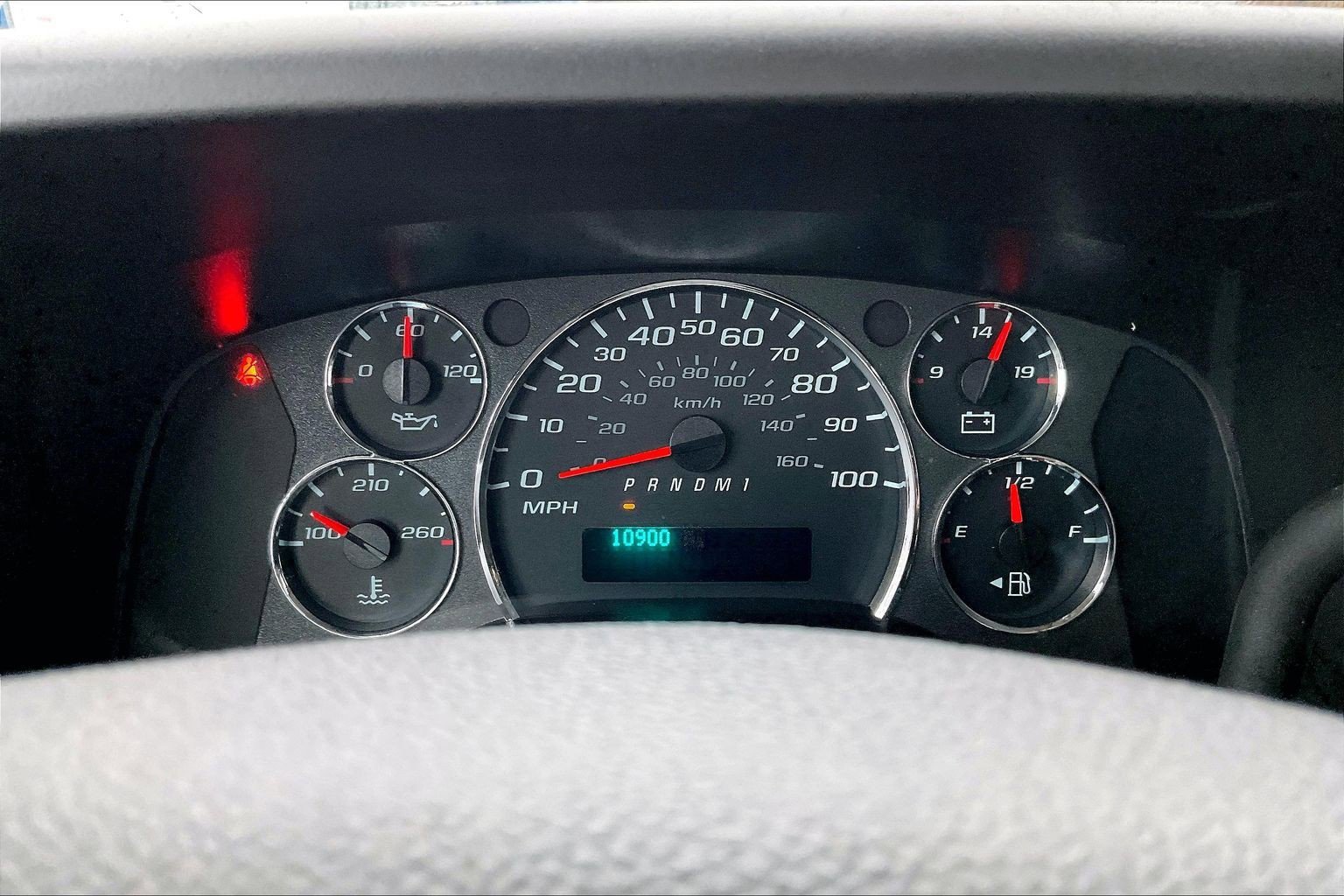 Certified 2024 GMC Savana 2500 w/ Driver Convenience Package image 17