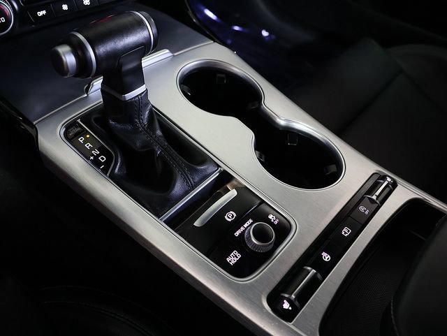 Used 2022 Kia Stinger GT1 AWD/4WD image 21