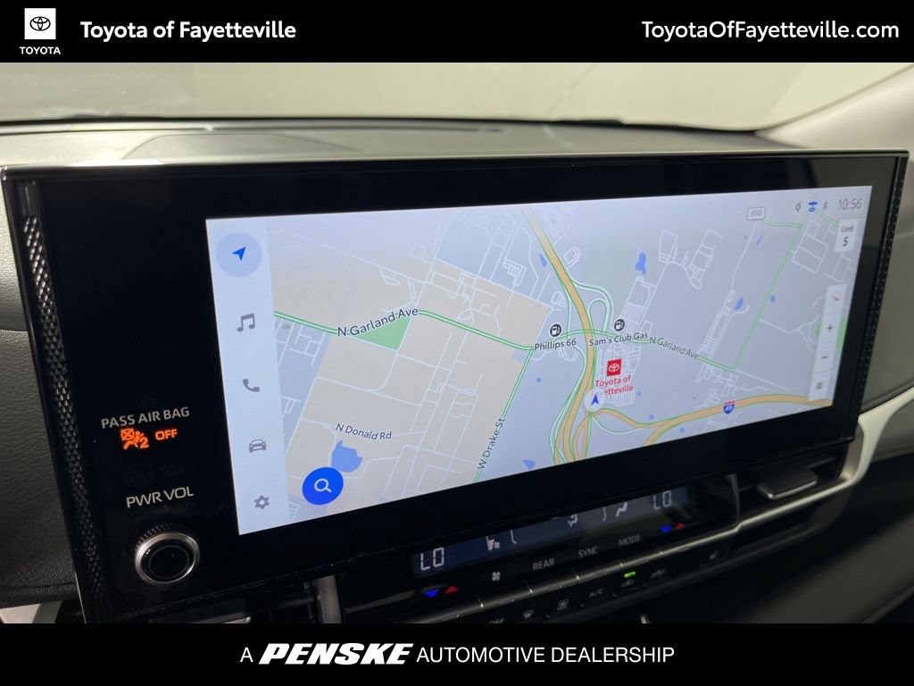 Certified 2025 Toyota Sienna XLE FWD image 32