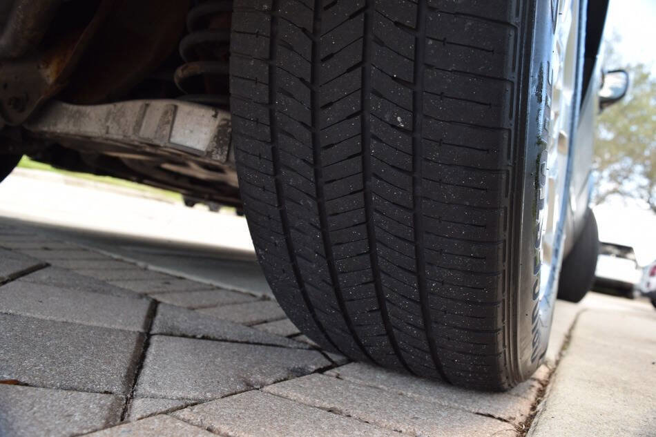 Used 2011 Volvo XC70 3.2 w/ Premium Pkg image 87