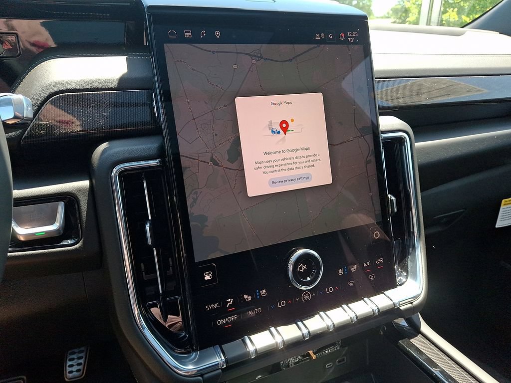 New 2026 GMC Yukon Elevation w/ Elevation Premium Package AWD/4WD image 13