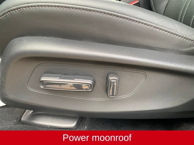 Used 2025 Honda HR-V EX-L image 13