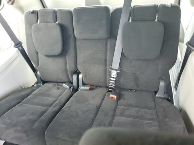 Used 2016 Dodge Grand Caravan SE w/ Quick Order Package 29E SE FWD image 9