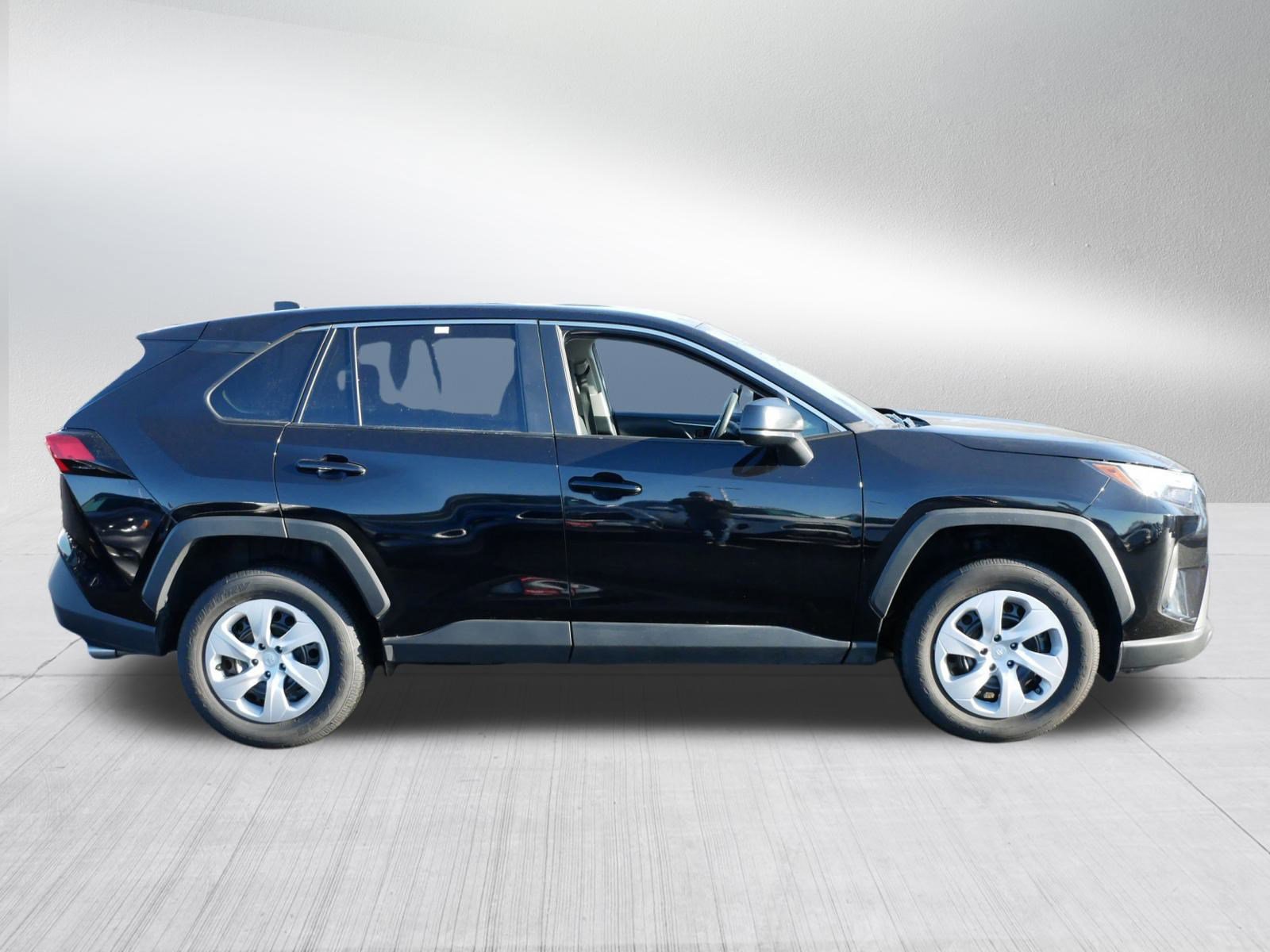 Certified 2025 Toyota RAV4 LE image 8