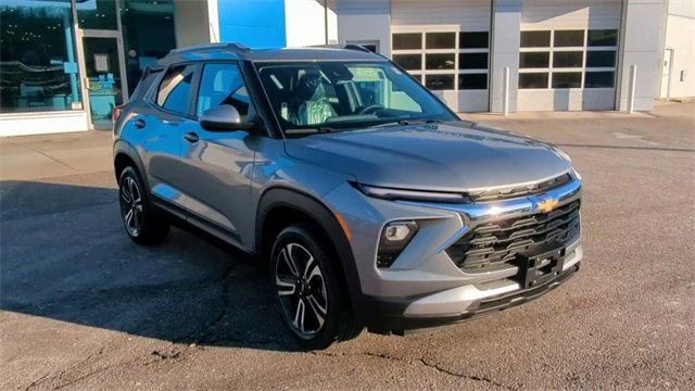 New 2026 Chevrolet TrailBlazer LT w/ Convenience Package image 2