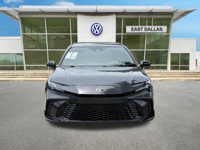 Used 2025 Toyota Camry LE FWD image 7
