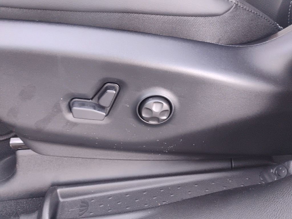 New 2026 Chrysler Pacifica Select image 22