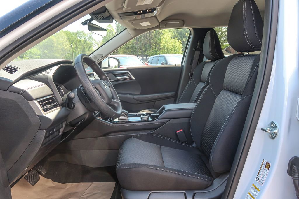 New 2026 Mitsubishi Outlander ES AWD/4WD image 26