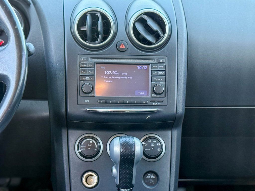 Used 2011 Nissan Rogue SV w/ SL Pkg image 22