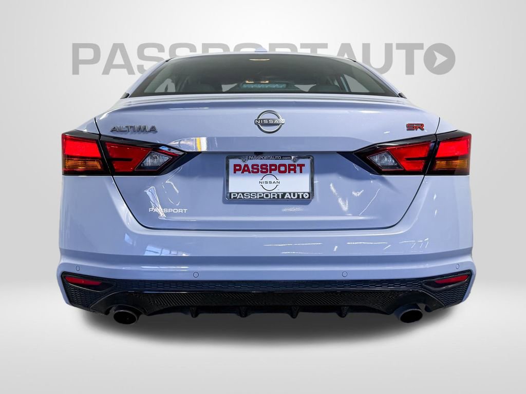 Certified 2024 Nissan Altima 2.5 SR image 8