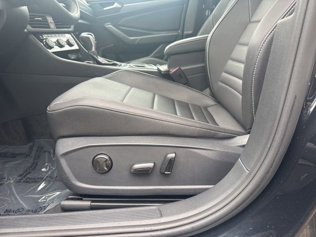 Used 2024 Volkswagen Jetta SE image 15