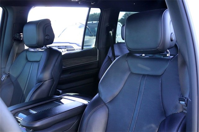 Used 2022 Jeep Wagoneer Series II image 11