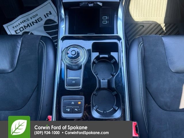 Used 2019 Ford Edge ST w/ Equipment Group 401A AWD/4WD image 32