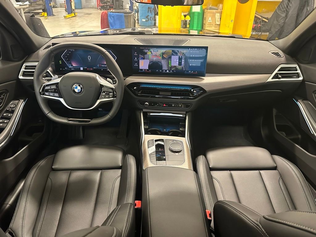 Used 2025 BMW 330i xDrive 330i xDrive w/ Convenience Package image 25