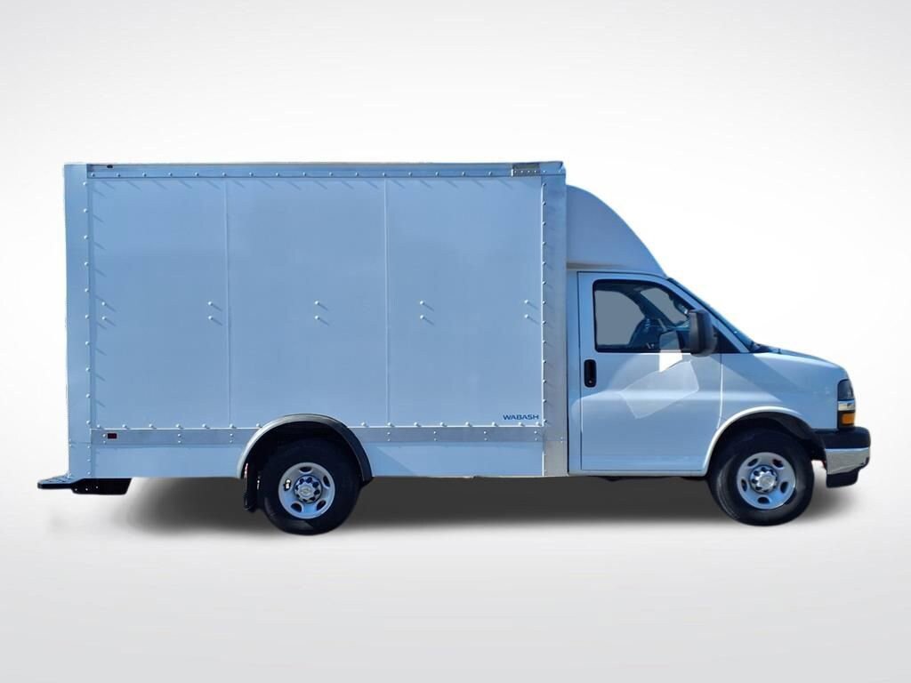 New 2025 Chevrolet Express 3500 w/ Power Convenience Package RWD image 3