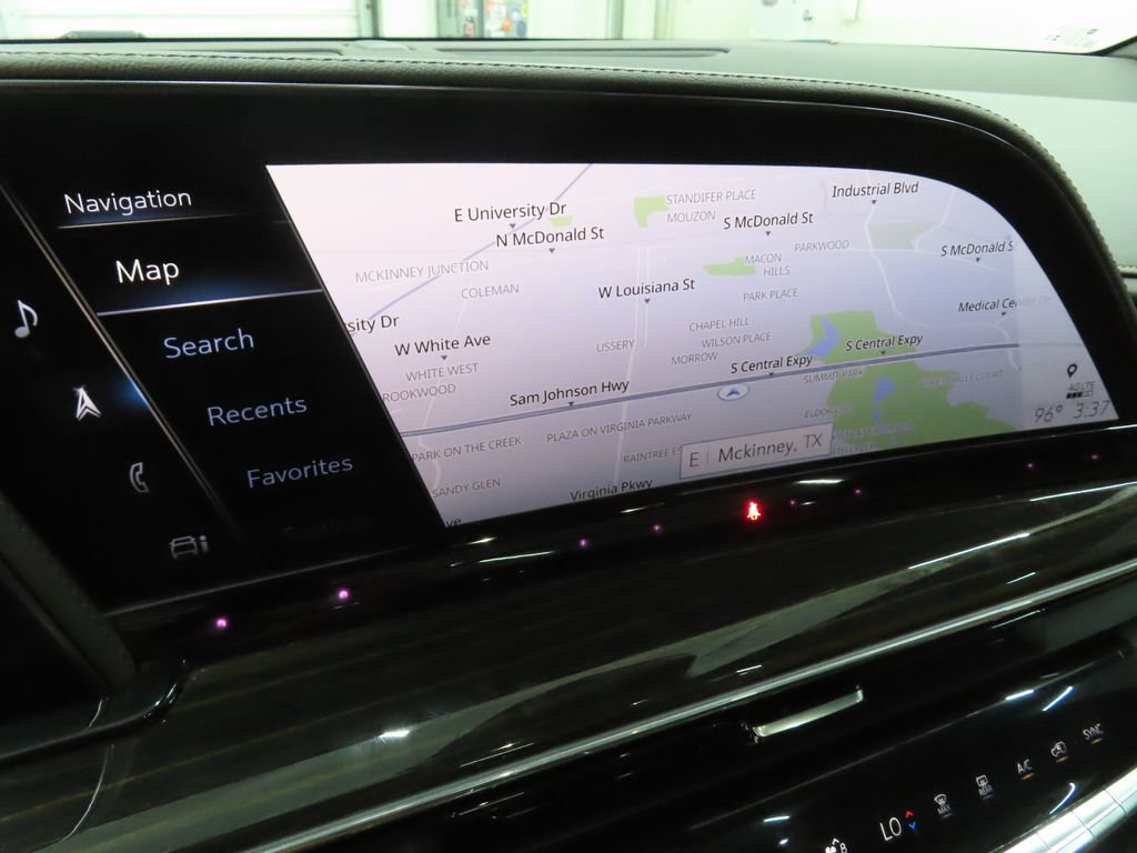 Used 2023 Cadillac Escalade Sport AWD/4WD image 17