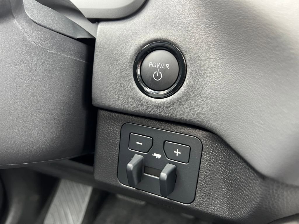 New 2026 Toyota Sequoia Platinum AWD/4WD image 27