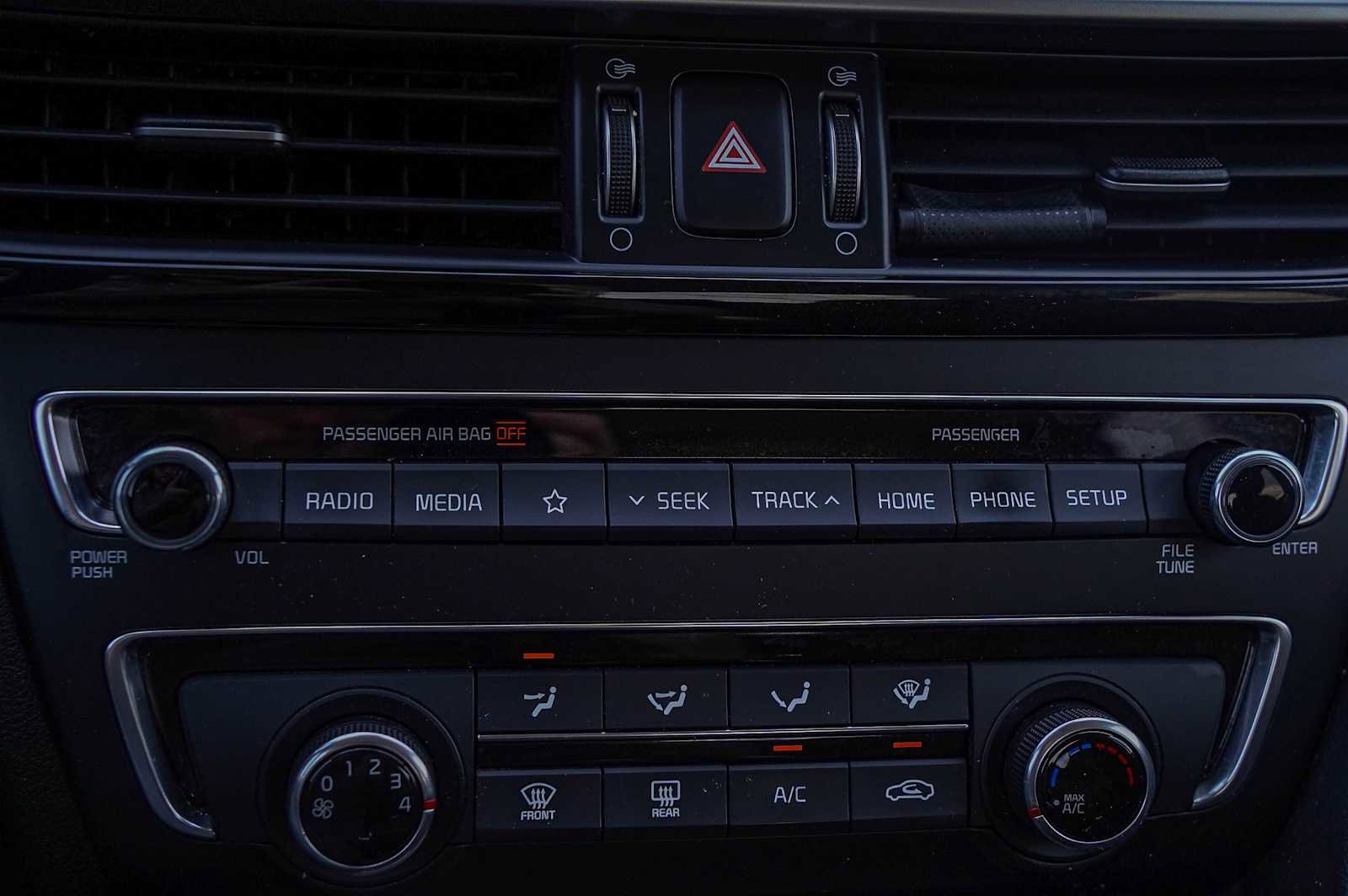 Used 2020 Kia Optima LX image 24